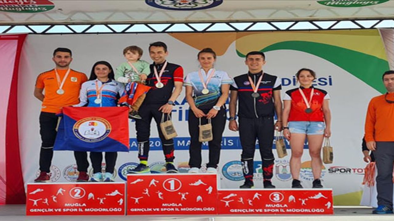 Dostum Oryantiring Takımı, Şampiyonadan 19 Madalya İle Döndü