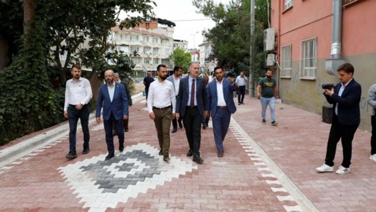 Altyapısı Tamamlanan Sokaklarda Kaplama Çalışmaları Sürüyor