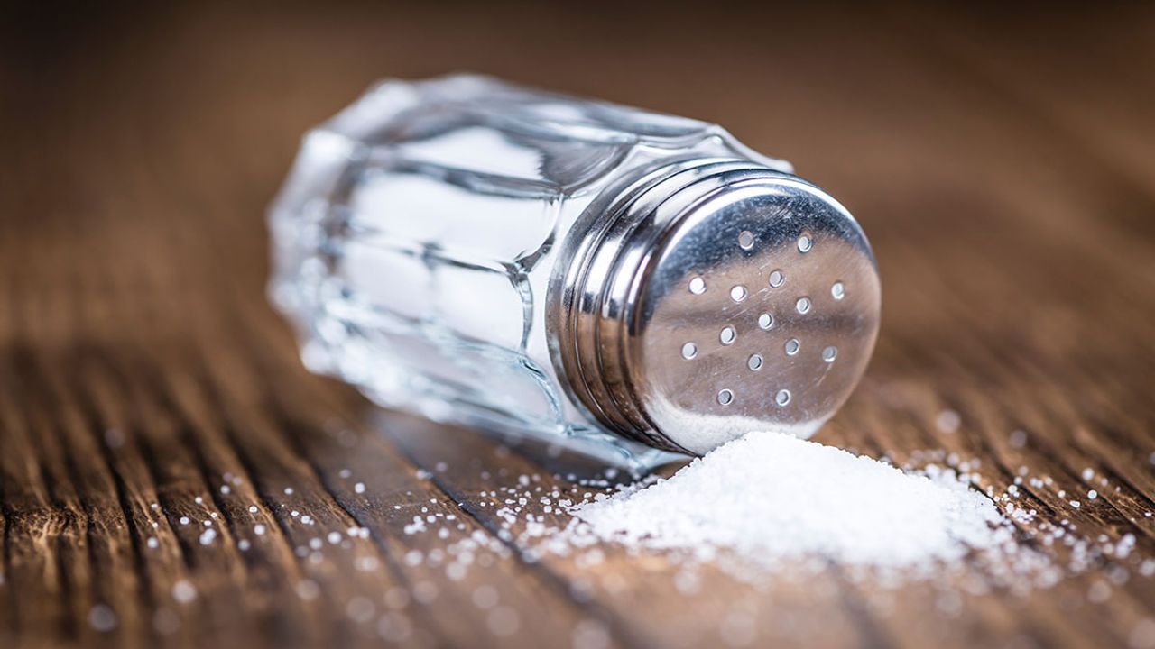 Fazla tuz tüketiminin insan sağlığı için 6 zararı