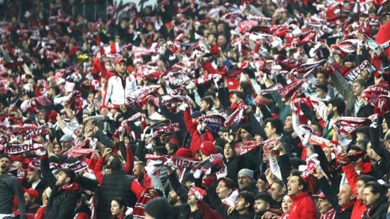 Samsunspor, bitime 6 hafta kala Süper Lig'e çıkmayı garantiledi