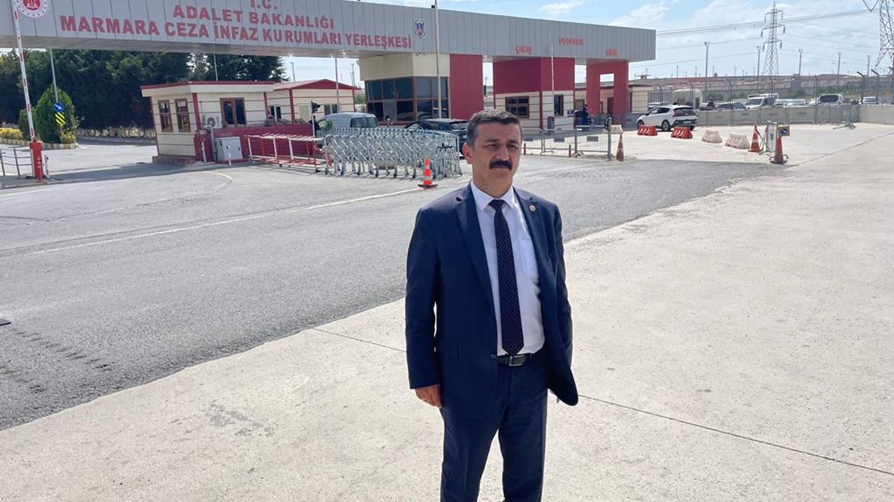 İYİ Parti Bursa Milletvekili Selçuk Türkoğlu, Can Atalay'ı ziyaret etti