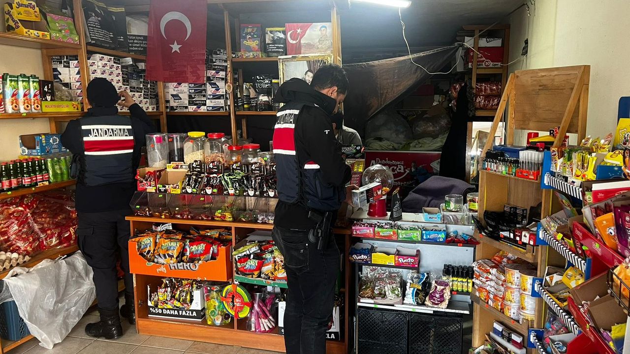 Bursa'da jandarmadan kaçak ve sahte alkol uygulaması