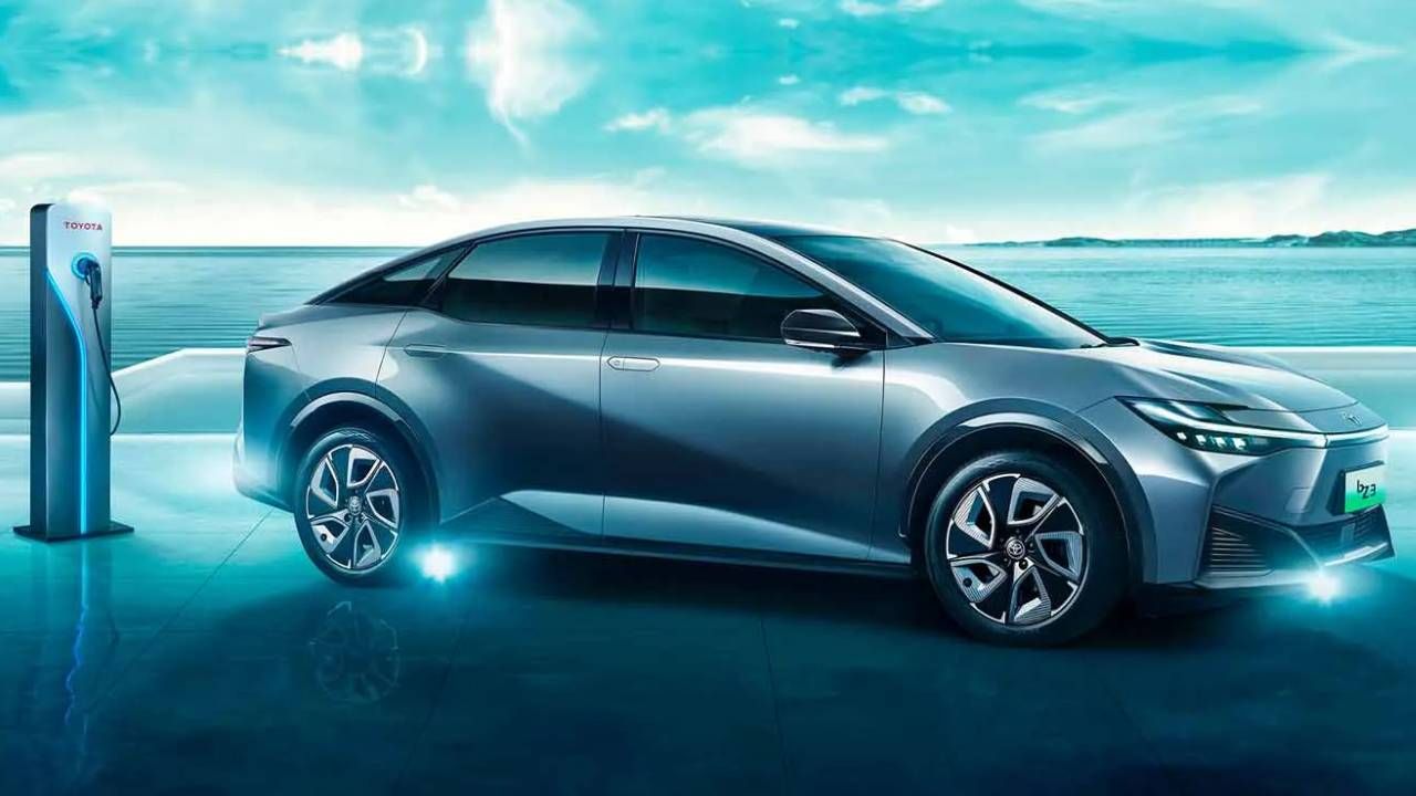 Toyota binlerce aracını geri çağırıyor 'Kullanıcıları delirten hata'