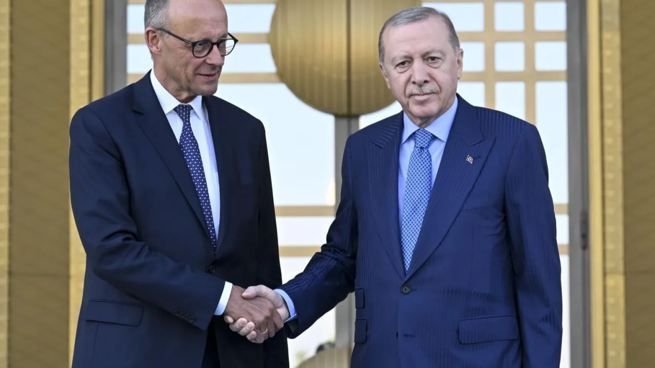 Almanya Başbakanı Külliye'de!