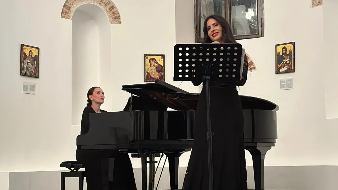 Aziz Panteleimon'da güzün ezgileri yankılandı