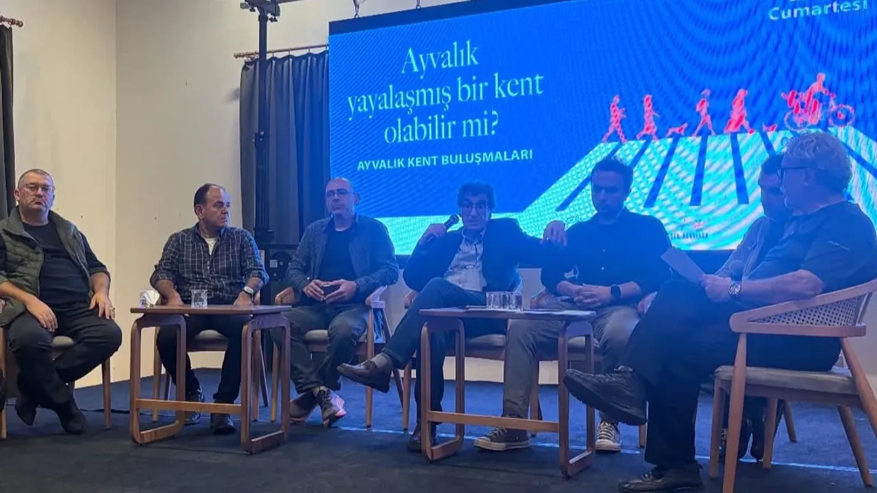 Balıkesir Ayvalık'ta 'Kent Buluşmaları' başladı