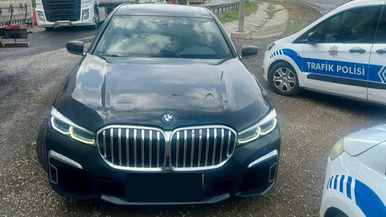 Bilecik Bozüyük'te ikiz plakalı araç operasyonu!