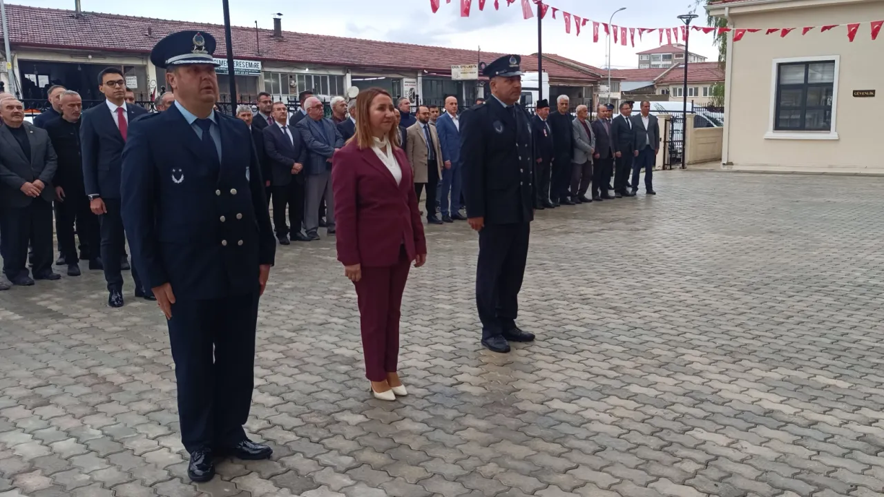 Bilecik Pazaryeri'nde 29 Ekim coşkusu başladı