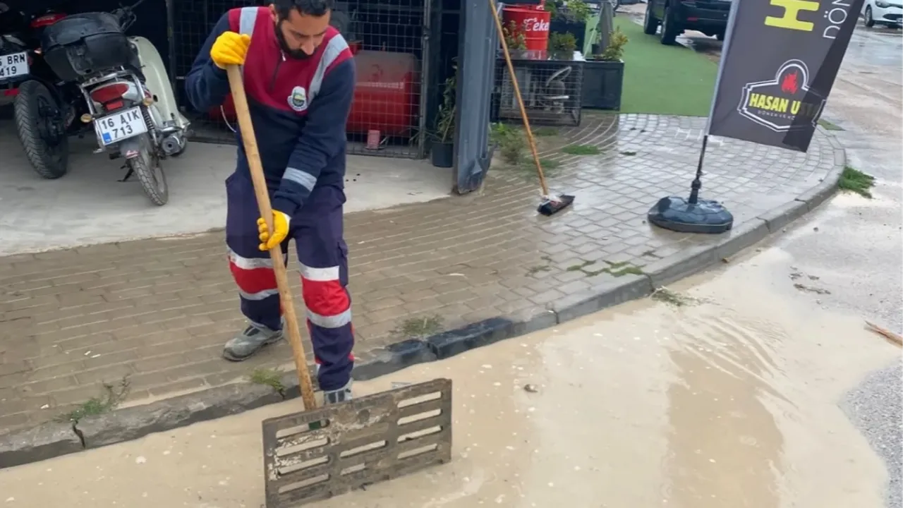 İnegöl'den rögar temizliklerine destek