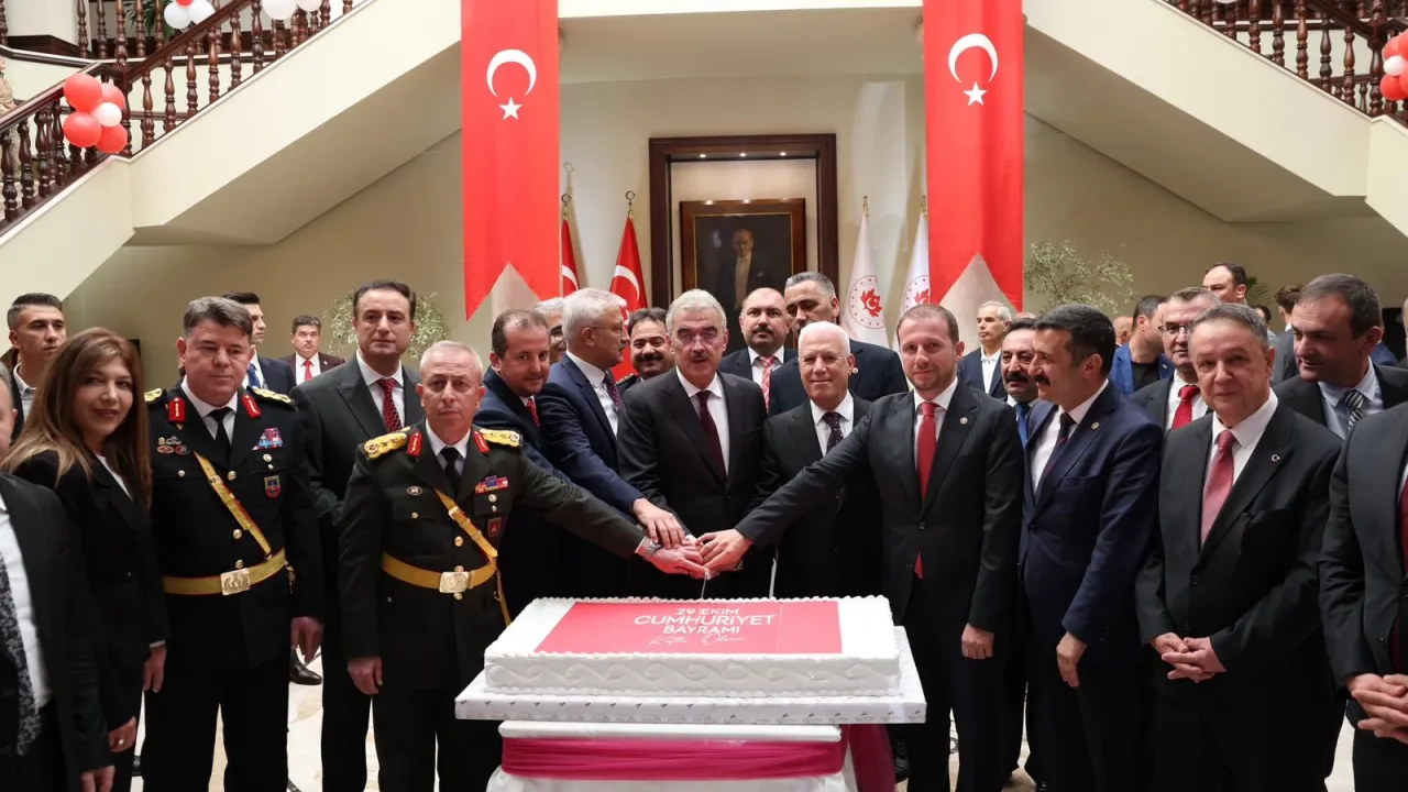 Bursa'da Cumhuriyet Bayramı coşkusu