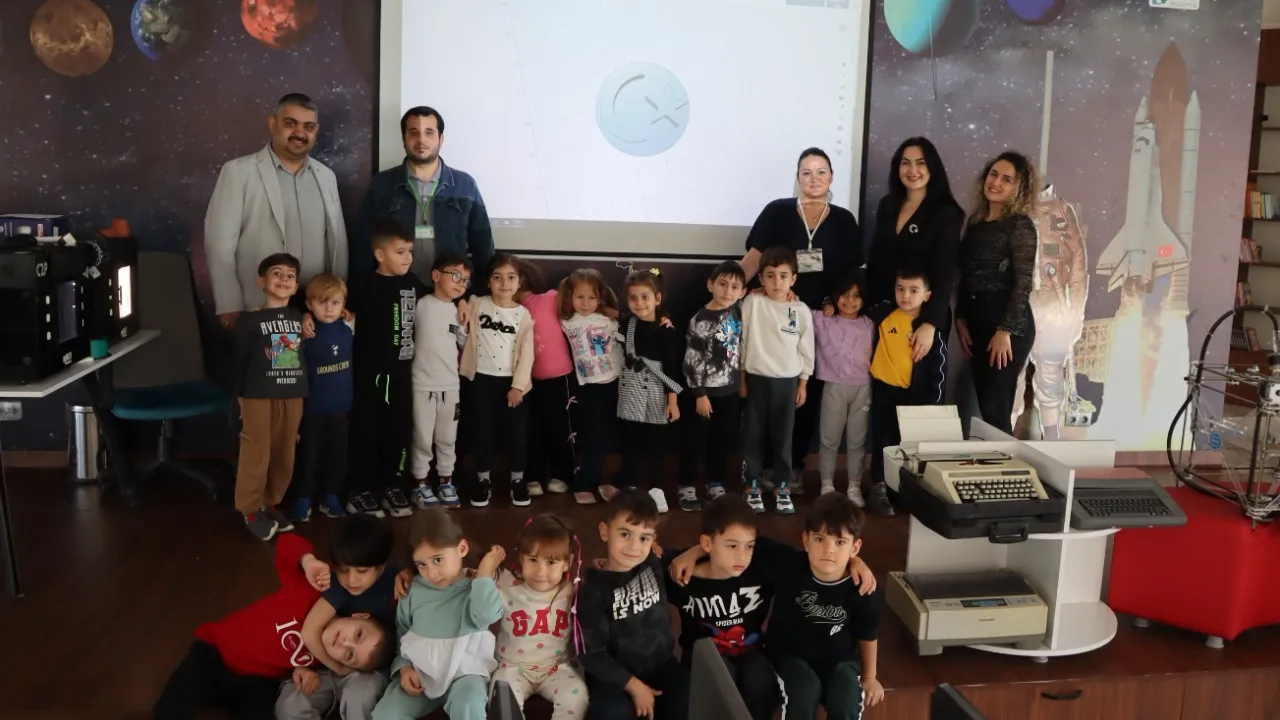 Çınar Çocuk Evleri öğrencileri 3D teknolojiyi deneyimledi