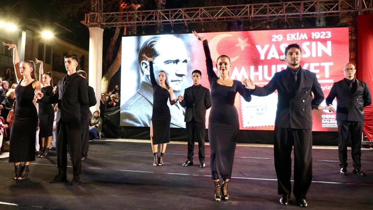 Mudanya'da Cumhuriyet coşkusuna ritmik final