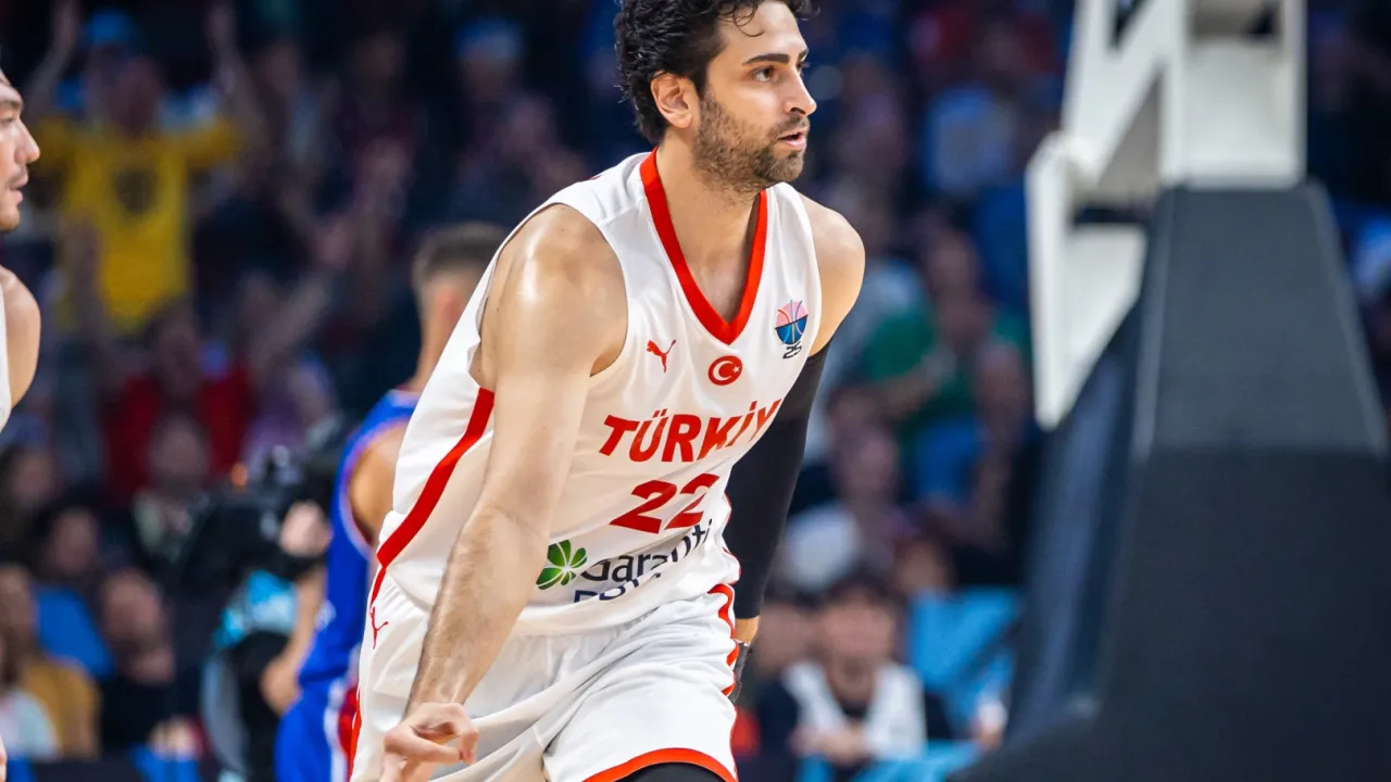 TOFAŞ, Furkan Korkmaz'ı kadrosuna kattı