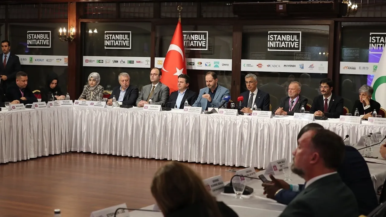 Yeşilay'dan küresel bağımlılıkla mücadelede ortak akıl zirvesi