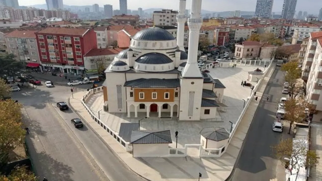 İBB'den ibadethanelere özel ilgi