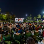 Açık hava sinema keyfi günümüze taşındı