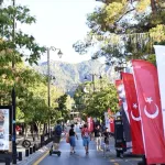 Denizli Çamlık Bulvarı'nda keyifli pazar