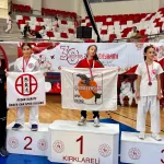 Önder Can Spor Kulübü'nden Kırklareli Karate İl Şampiyonası'nda 14 derece