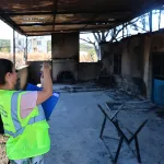 Antalya Büyükşehir Kaş'ta yangınzedelerin yanında