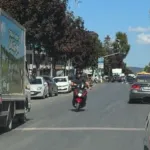 Düzce'de Kuyumcuzade Bulvarı'nda tehlikeli yolculuk kamerada