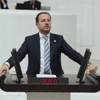 SİYASET