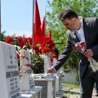 YAŞAM