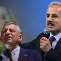 SİYASET