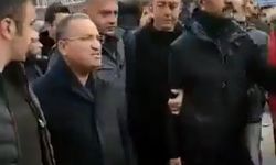 Bakan Bozdağ’ı protesto eden depremzedeler gözaltına alındı