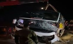 İnegöl'de otobüs devrildi 3 ölü 43 yaralı