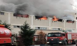 Bursa'da  tekstil fabrikasında yangını!