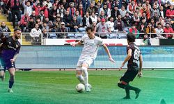 Bursaspor, Yeni Mersin İdmanyurdu'na 2-0  mağlup oldu