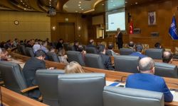 Bursa Büyükşehir personeline hizmet için 'resmi yazışma' eğitimi