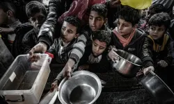 Şeyh Sadık el-Ğaryânî: Gazze halkı açlıktan ölürken defalarca umreye gidilmez!