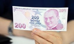 Türkiye ekonomisi son 14 yılda gözler önünde eriyip gitti. 200 liranın alım gücü böyle düştü..