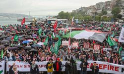 Üsküdar'daki Filistin yürüyüşüne on binler katıldı