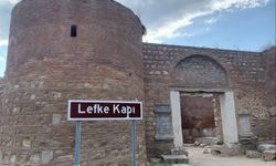 İznik Lefke Kapı tarihi dokusunu koruyor