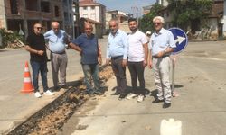 CERRAH MAHALLESİ'NDEKİ SU VE YOL ÇALIŞMALARINI YERİNDE İNCELEDİ