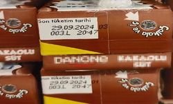 İnegöl'de zincir marketinde tarihi geçmiş süt