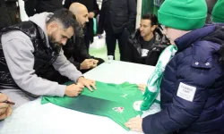 Bursaspor, Yeni Yıl Meydanı’nda taraftarla buluştu