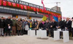 Ankara Keçiören yeni okçuluk salonu! İlk atış Mete Gazoz’dan!