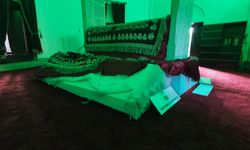 İnegöl'de İshakpaşa Türbesine Çirkin Saldırı
