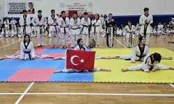293 Gölcük Belediyespor taekwondo sporcusu kuşak atladı