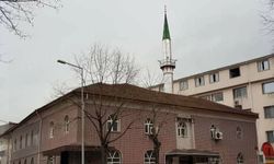 İnegöl'de cami bahçesinde bıçaklı kavga