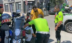 Fenalaştı yardımına trafik ekipleri yetişti!