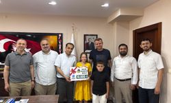 İnegöl’de Siyer-i Nebi Bilgi Yarışmasında Dereceye Giren Öğrenciler Ödüllerini Aldı