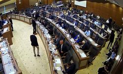 Bursa'da meclis karıştı AK Parti Salonu Terk Etti