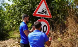 Kocaeli kırsalında ulaşım levhaları yenileniyor