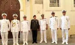 TCG Kınalıada personelinden Turgut Reis Türbesi'ne ziyaret