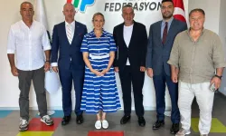 Tenis Kulüpleri Birliği yönetimi TTF Başkanı ile görüştü