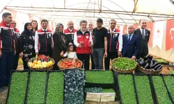 Bakan Yumaklı Şile’de üreticilerle buluştu